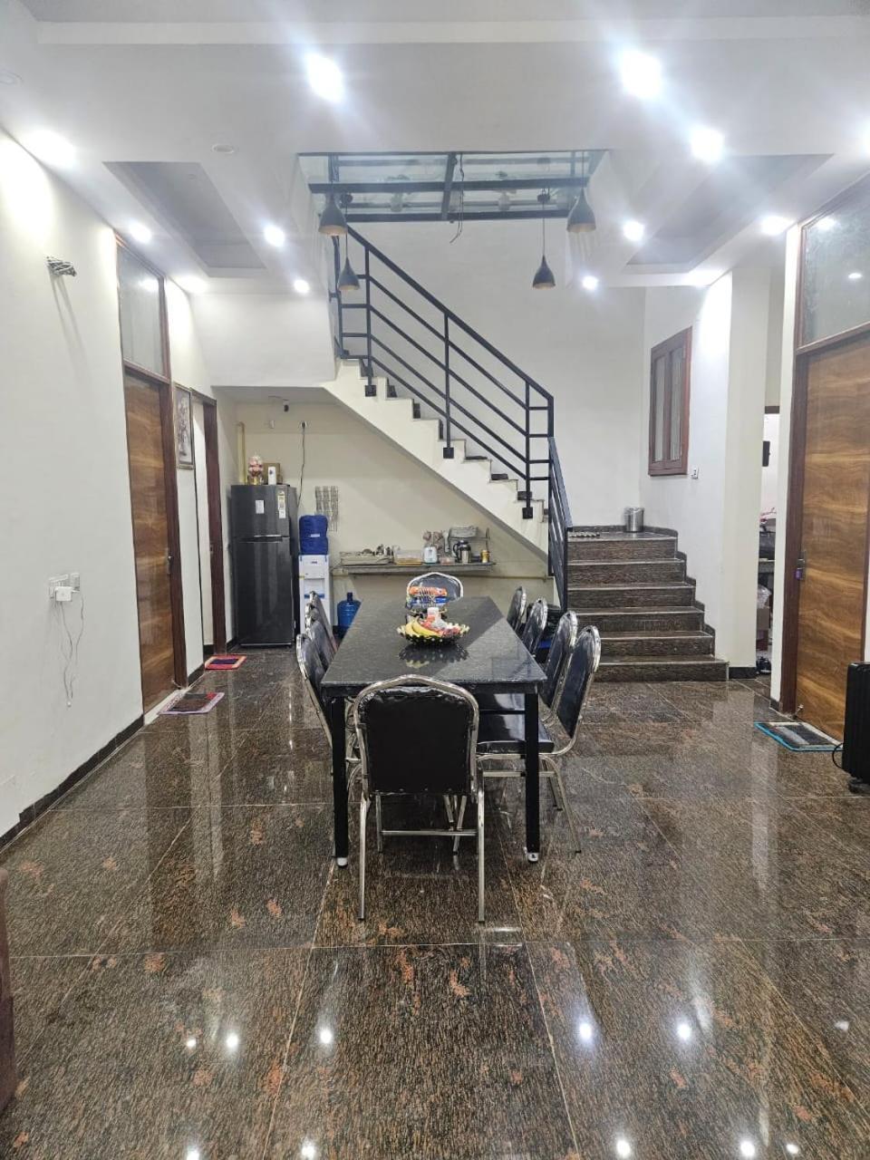 Ashirwaad 249 Bed and Breakfast Greater Noida Exteriör bild