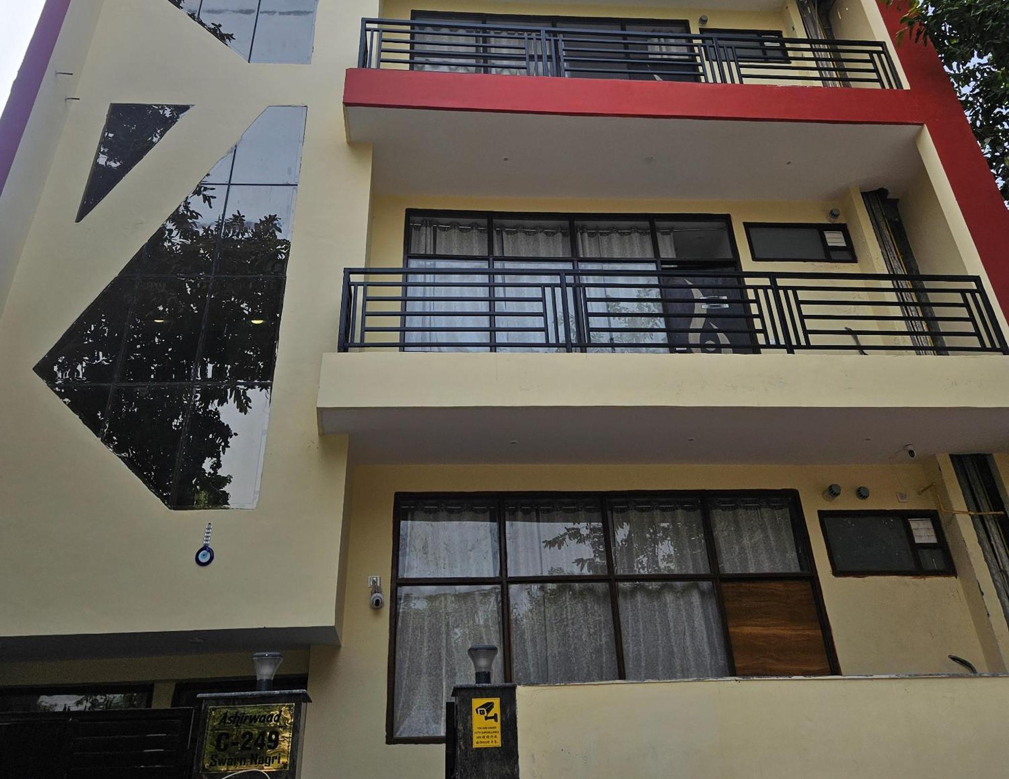 Ashirwaad 249 Bed and Breakfast Greater Noida Exteriör bild